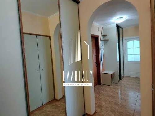 квартира за адресою Милославська вул., 21