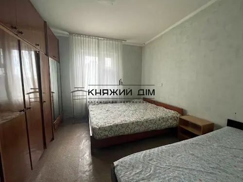 квартира за адресою Ревуцького вул., 18-А