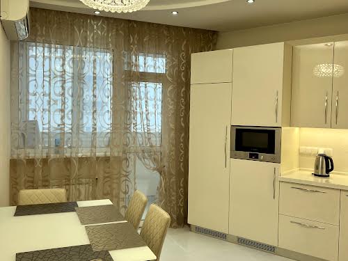 квартира за адресою Срібнокільська вул., 1