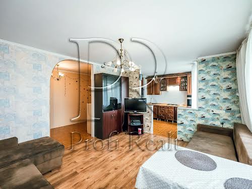 квартира за адресою Київ, Симиренка вул., 2/19