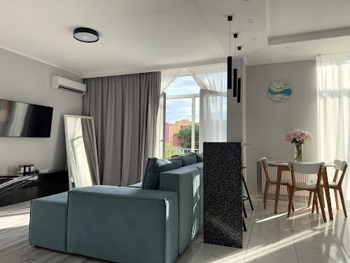 квартира за адресою Регенераторна вул., 4 к17