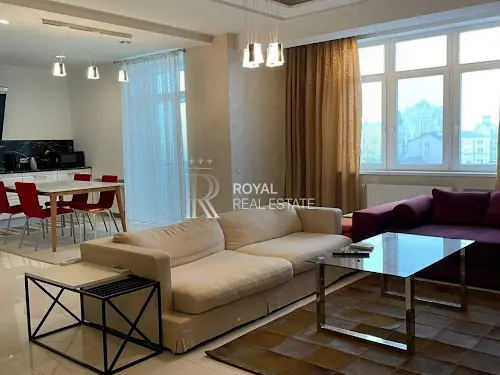 квартира за адресою Київ, Круглоуніверситетська вул., 3-5