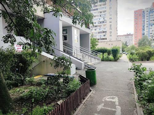 квартира за адресою Лариси Руденко вул., 10-Г