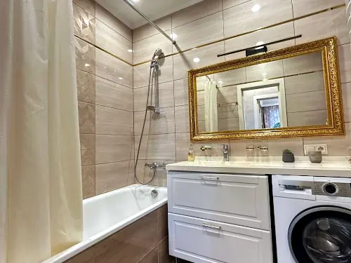 квартира за адресою Дніпровська набережна вул., 18-А