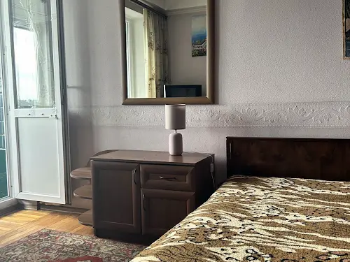 квартира за адресою Київ, Русанівська набережна вул., 8