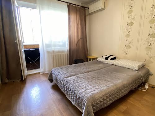 квартира за адресою Академіка Заболотного вул., 39
