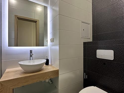 квартира за адресою Зарічна, 1в
