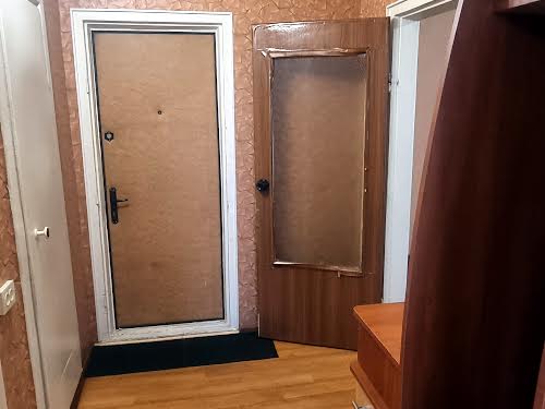 квартира за адресою Лариси Руденко вул., 8