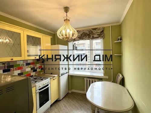 квартира по адресу Киев, Машиностроительная ул., 8