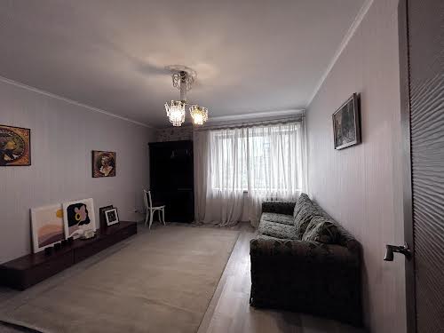 квартира за адресою Антоновича, 122