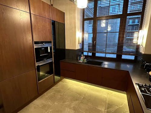 квартира по адресу Французский бульв., 60