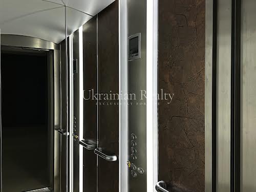 комерційна за адресою Київ, Новоселицька вул., 7