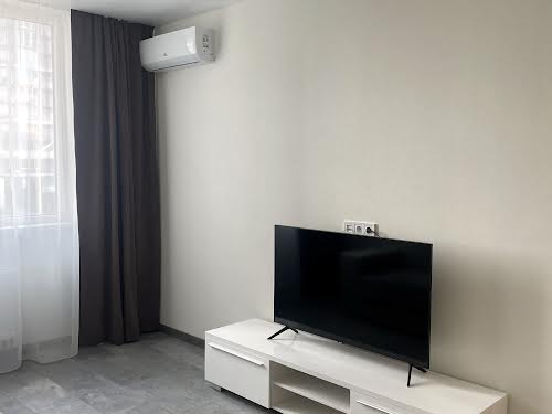 квартира за адресою Ревуцького вул., 40-Б