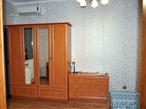 квартира за адресою Олени Пчілки вул., 2