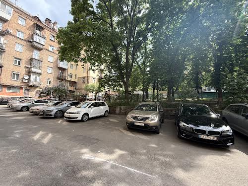 квартира за адресою Велика Васильківська вул. (Червоноармійська), 67/7
