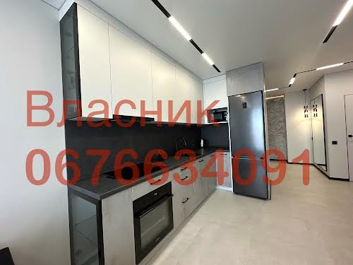 квартира за адресою Причальна вул., 14