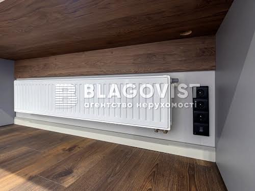 квартира за адресою Олександра Олеся вул., 7