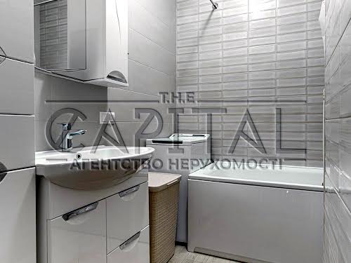 квартира за адресою Регенераторна вул., 4