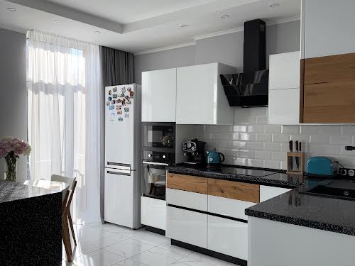 квартира за адресою Регенераторна вул., 4 к17