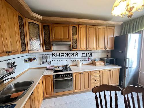 квартира за адресою Драгоманова вул., 14А