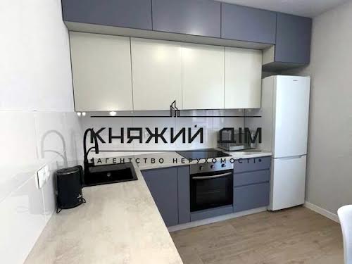 квартира по адресу Ревуцкого ул., 40-В
