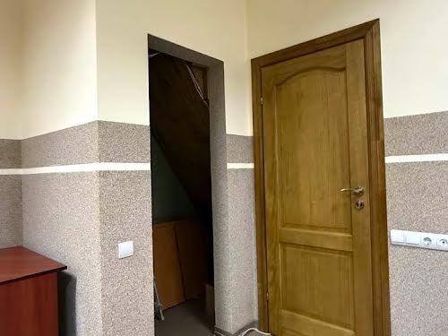 комерційна за адресою Гетьмана Петра Дорошенка вул. (), 73