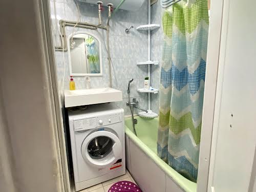 квартира за адресою Євгена Танцюри вул., 48
