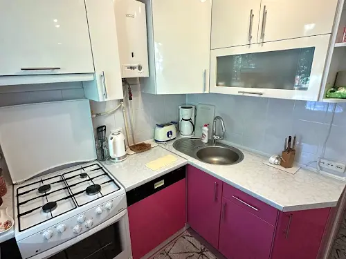 квартира за адресою Космонавтів просп., 17
