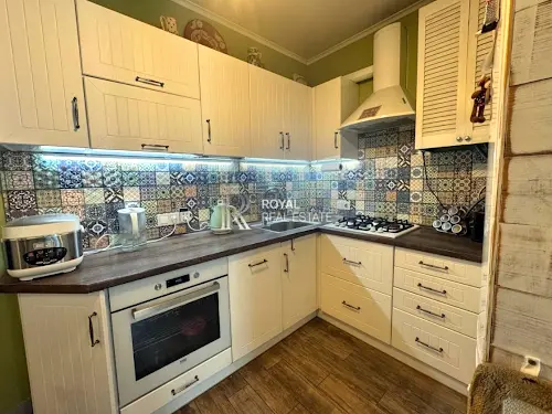 квартира по адресу Радистов ул., 34б