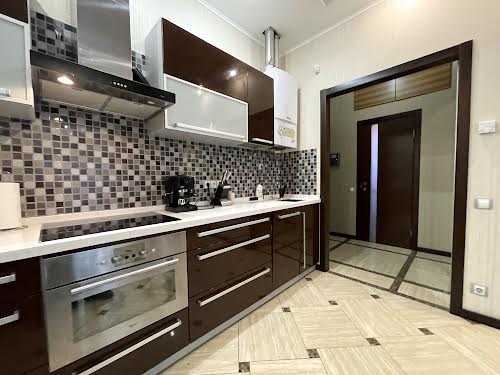 квартира за адресою Панаса Мирного вул., 20