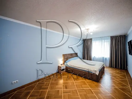 квартира за адресою Миколи Бажана просп., 30