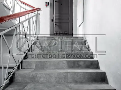 коммерческая по адресу Киев, Ивана Мазепы ул. (Январского Восстания), 1