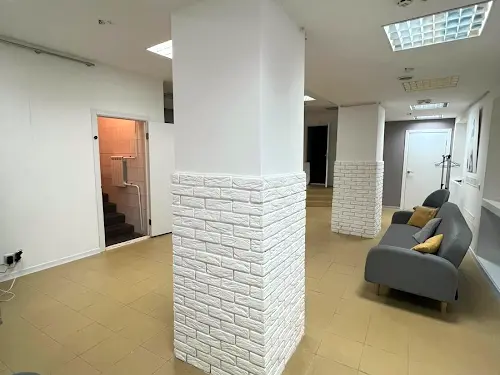 комерційна за адресою Софіївська вул., 21Б
