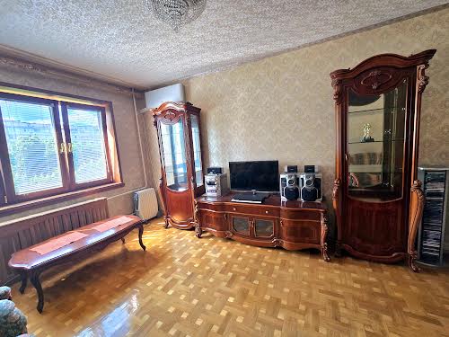 квартира по адресу Героїв Космосу ул., 19