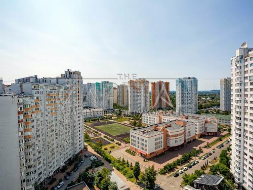 коммерческая по адресу Миколы Бажана просп., 16