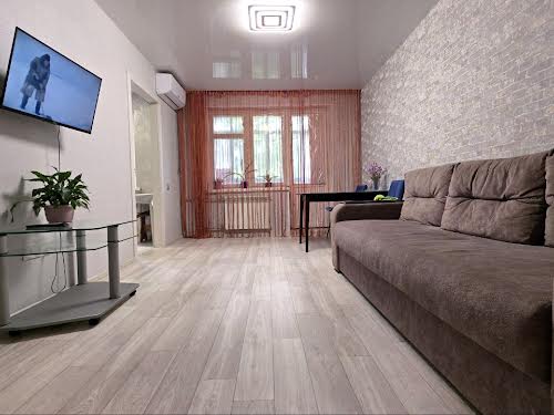 квартира по адресу Нескорених, 54а