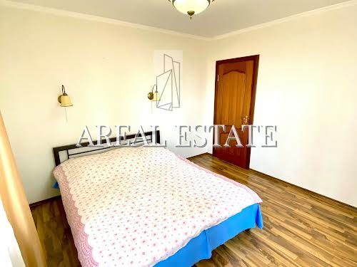 квартира за адресою Київ, Святошинська пл., 1