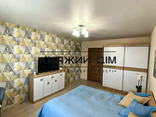 квартира за адресою Ревуцького вул., 54