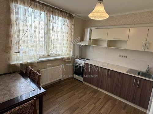 квартира за адресою Соломії Крушельницької вул., 13