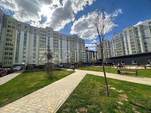 квартира за адресою Бакинська вул., 1-Б