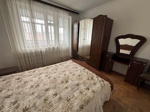 квартира по адресу Довженко ул., 3