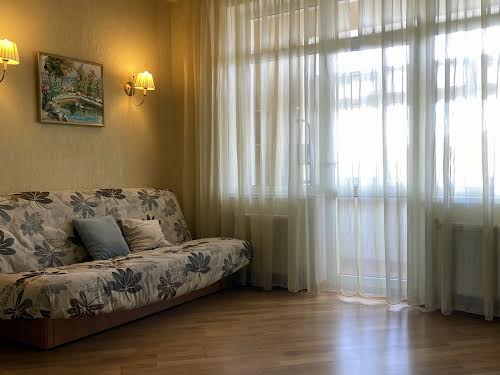 квартира за адресою Лабораторна вул., 8