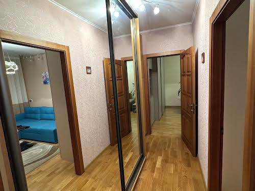 квартира за адресою Квітневий пров., 1-Б