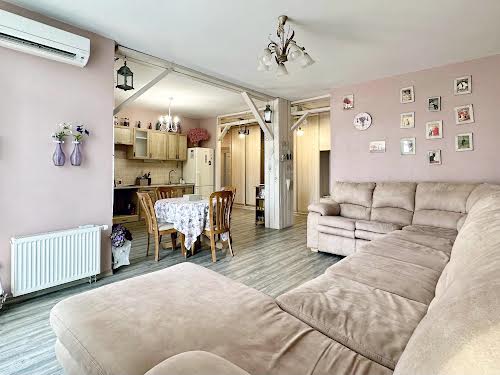 квартира за адресою Регенераторна вул., 4 к2