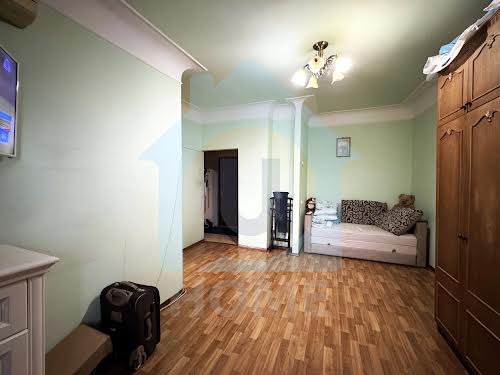 квартира за адресою Верховної Ради бульв., 29