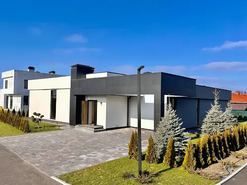 будинок за адресою с. Рославичі, Юлианська, 85