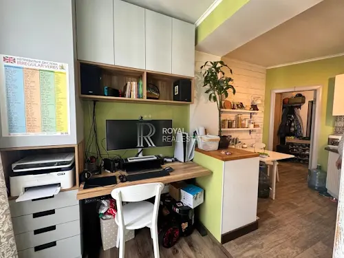 квартира по адресу Радистов ул., 34б