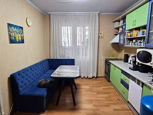 квартира за адресою Милославська вул., 12