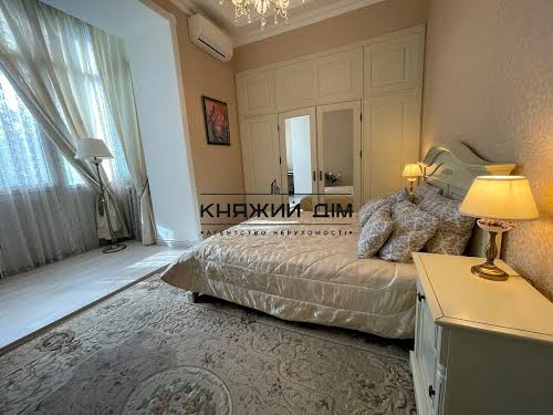 квартира за адресою Антоновича вул. (Горького), 8