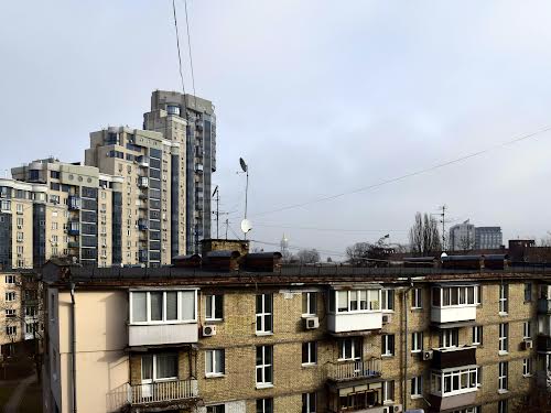 квартира за адресою Євгена Гуцала пров. (Кутузова), 3